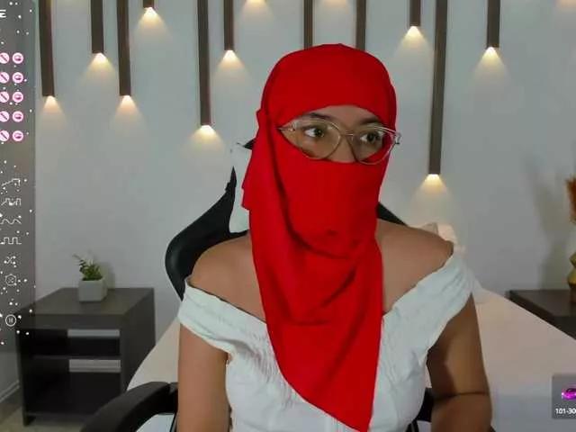 malak-15 on BongaCams 