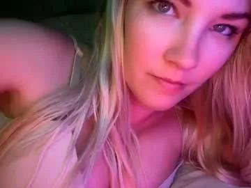 x_dreamgirl_x on Chaturbate 